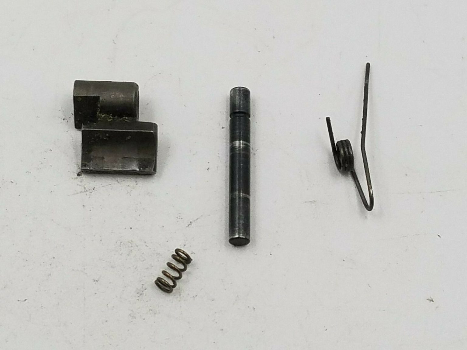 ruger-22-45-22lr-pistol-parts-lever-pivot-pin-springs-postrock-gun
