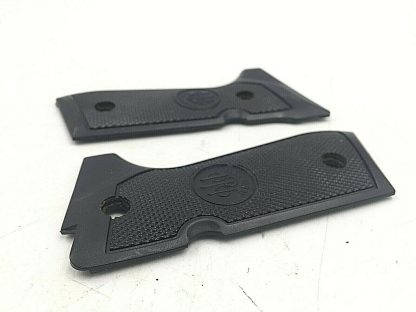 Beretta 96 A-1 40 S&W Pistol Parts: Grips with Screws & Bushings - Image 6