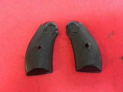 Harrington & Richardson model 732 32 revolver parts, grips