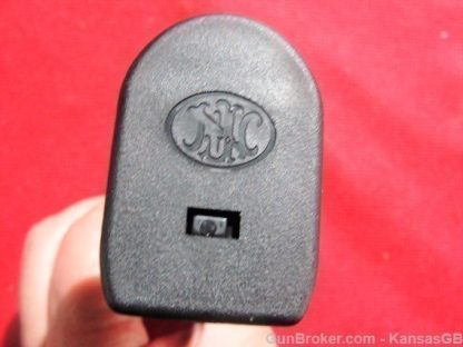 FN FNS-9 NIB 17 rd factory magazine 66330-2 - Image 7