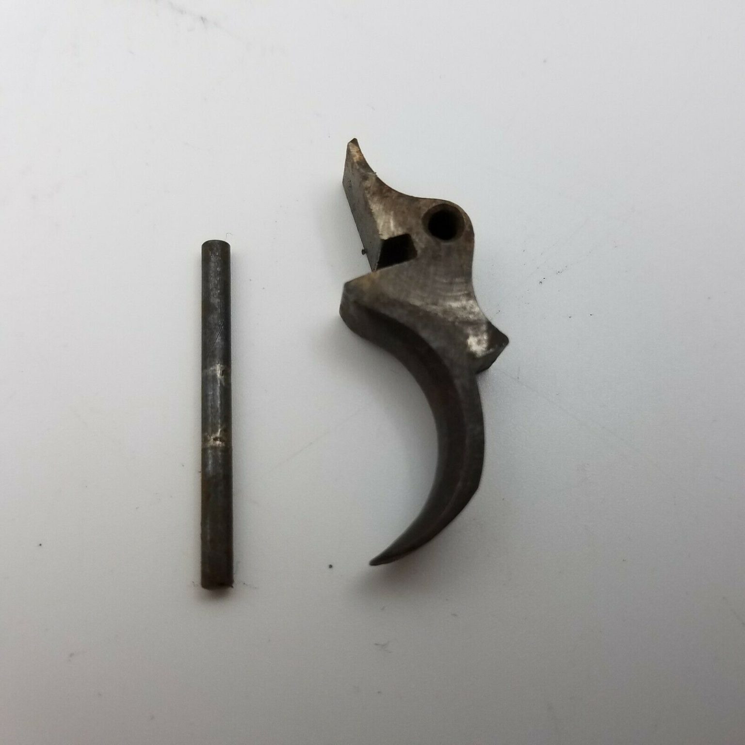 Davenport Columbia, 12ga Shotgun Part. Trigger & Pin – Postrock Gun Parts