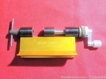 Foster case trimmer