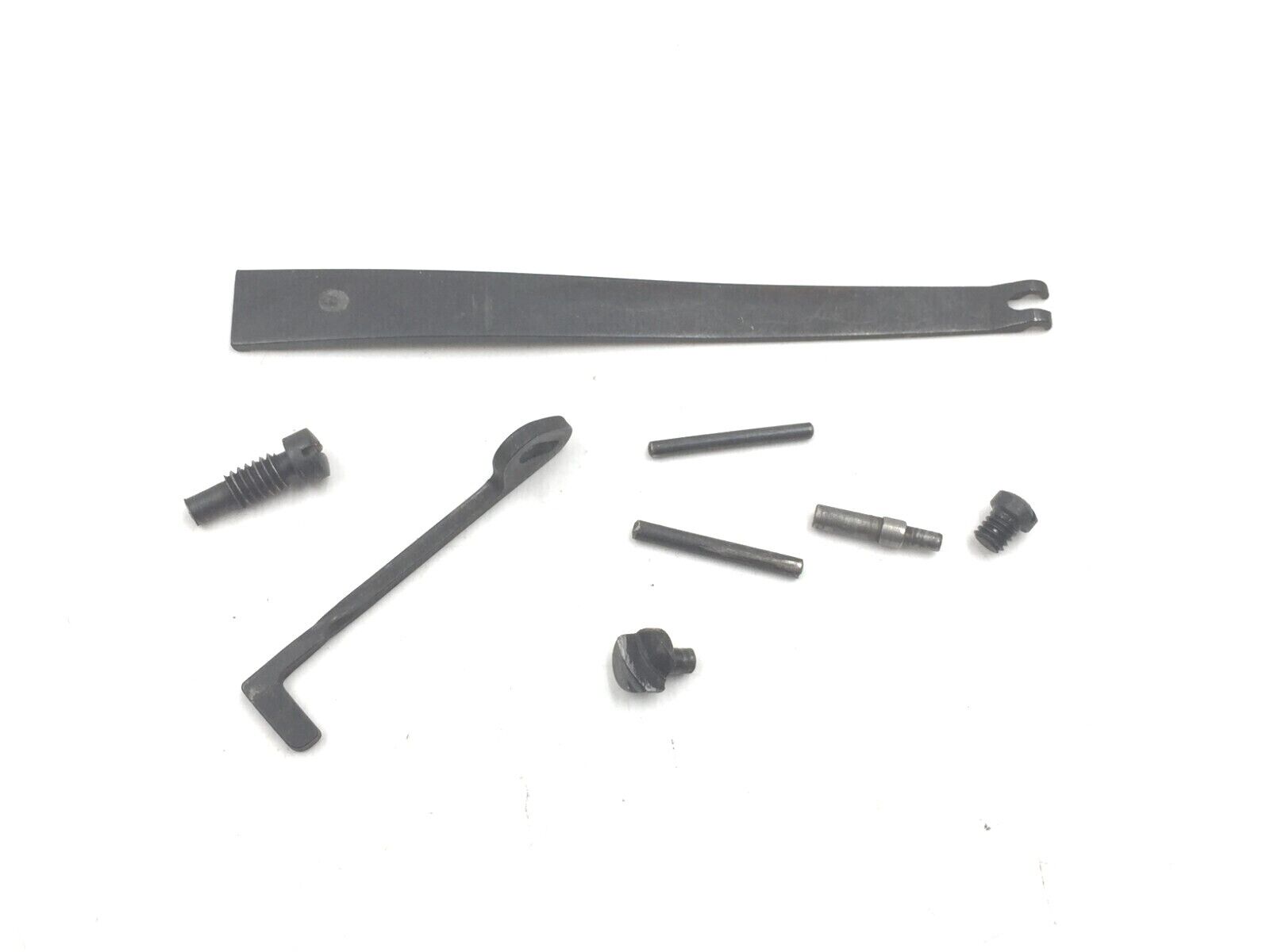 Smith & Wesson 17, 22LR Revolver Parts: Mainspring, Hammer Lever, Frame ...