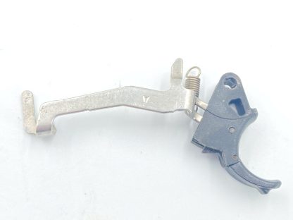 Smith & Wesson SD40VE, 40 S&W Pistol Part: Trigger - Image 4