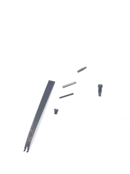 Smith and Wesson 28 Highway Patrolman 357mag., revolver parts, mainspring - Image 3