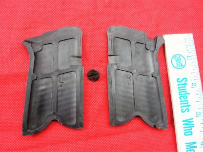 Ruger P89 9mm Pistol Parts: Grips & Screw - Image 2