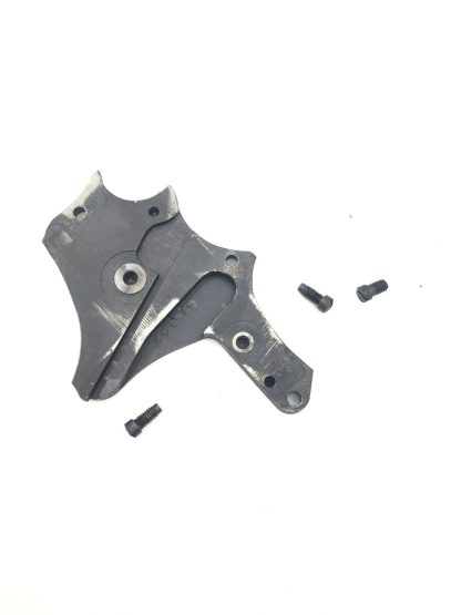 Smith and Wesson 13-2 .357Magnum, Revolver Parts, Side Plate and Screws - Image 2