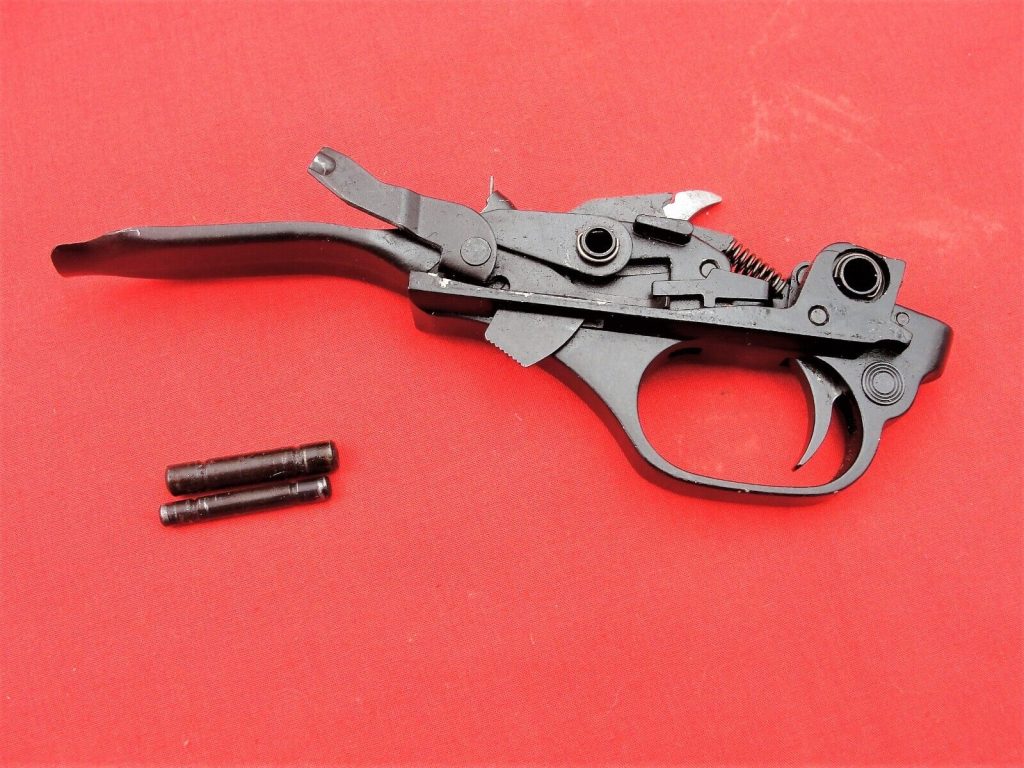 Harrington & Richardson 1871 Pardner Pump 12ga Trigger Plate Assembly ...