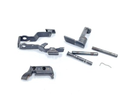Smith And Wesson M&P40C 40S&W pistol parts, slide stop, mag. catch, disassembly lever