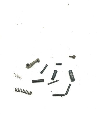 H&R 732 .32S&W, Revolver Parts, Firing pin, pins, springs, levers - Image 4