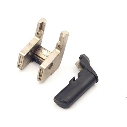 Smith & Wesson SD9VE, 9mm Pistol Part. Stop Bolt, Magazine Catch - Image 3