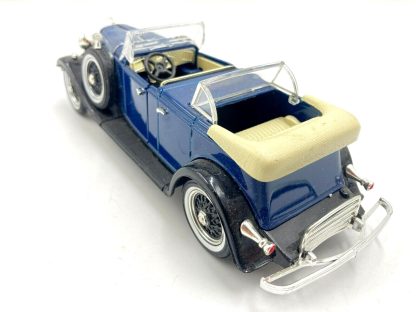 Pair of 1932 Lincoln Phaeton Model Cars - Image 4