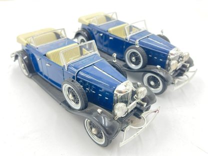 Pair of 1932 Lincoln Phaeton Model Cars - Image 3