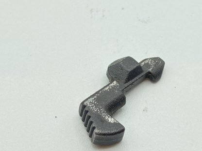 Ruger P95 9mm Pistol Parts: Stopping lever and latches - Image 4