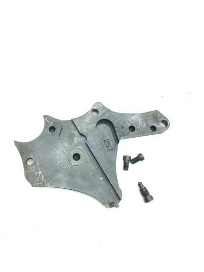 Smith & Wesson 19-6 .357Mag, Revolver Parts, Side Plate, Screws - Image 3