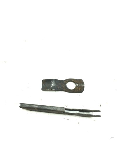 Remington 552 .22S/L/LR, Rifle Parts, Cartridge Ramp, Ejector - Image 2