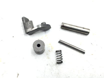Ruger Security Six .357 Magnum, Revolver Parts: Recoil Sleeve, Cylinder Latch, Pins - Image 3