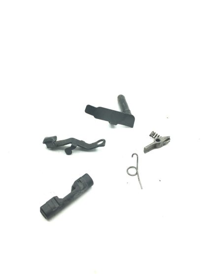 Ruger SR40 .40S&W, Pistol parts, Mag Catch, Slide Catch, Release button, Pin