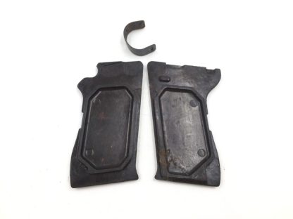 CZECH 53, 7.62 TOK Pistol Parts: Grips with Clip - Image 3