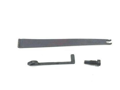 Smith & Wesson 15 .38Spl, Revolver Parts: Mainspring, Screw, Hammer Lever - Image 3