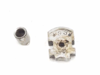 Dryse Model 1907, 32 ACP Pistol Parts: Bolt Head (Damaged) - Image 4