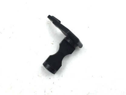 Stoeger Cougar 8000 .40S&W, Pistol Parts: Disassembly Latch - Image 4