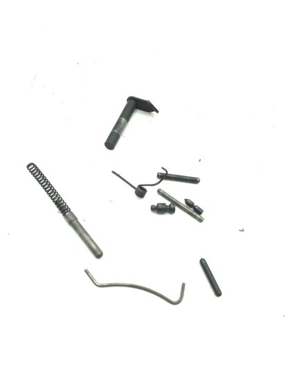 Ruger P85 9mm, Pistol parts, Pins, Springs, Pivot - Image 3