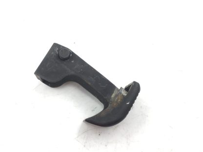Walther P1 9mm, Pistol Parts: Mag Catch - Image 2