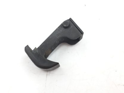 Walther P1 9mm, Pistol Parts: Mag Catch