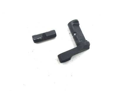 Walther P1 9mm, Pistol Parts: Barrel Latch, Rear Sight - Image 3