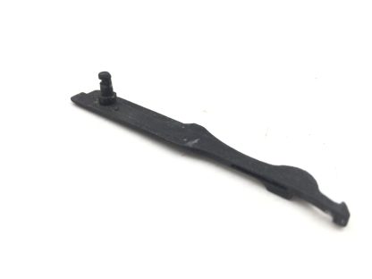 Walther P1 9mm, Pistol Parts: Trigger Bar - Image 4