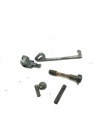 Smith & Wesson 686-3 .357Mag, Revolver Parts, Cylinder Stop, Bar, Screw - Image 3