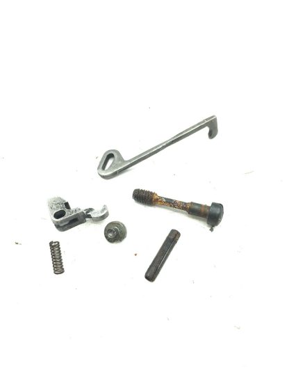 Smith & Wesson 686-3 .357Mag, Revolver Parts, Cylinder Stop, Bar, Screw
