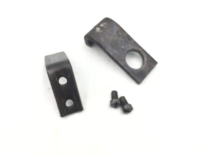 Mossberg 190 KC, 16 Gauge Shotgun Parts: Angle Bar, Plate, Screws - Image 3