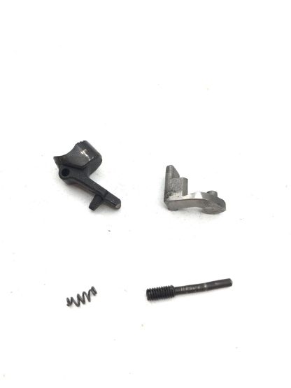 Ruger Security-six .357 magnum, Revolver Parts, Cylinder Latch, Screw, Spring, Release Button - Image 5