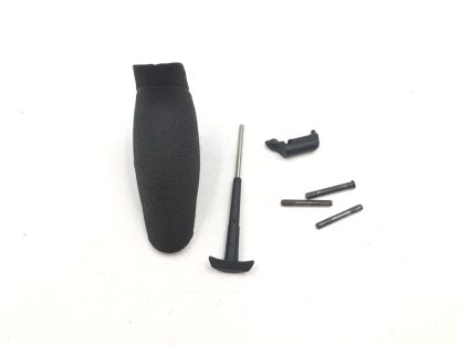 Smith & Wesson M&P40 .40S&W, Pistol Parts: Backstrap, Mag Catch, Tool, Pins - Image 4