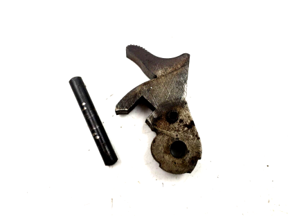 Harrington & Richardson Topper 148, 12 Gauge Shotgun Parts: Hammer, Pin - Image 5