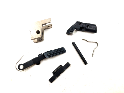 Smith & Wesson SW40VE .40S&W, Pistol Parts: Lever, Mag Catch, Slide Stop, Barrel Stop Pins, Springs