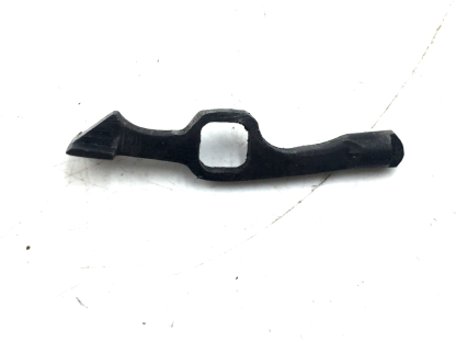 Llama 1911 9mm, Pistol Parts: Disconnector