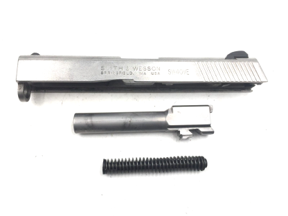 Smith & Wesson SW40VE .40S&W, Pistol Parts: Slide, Barrel, Recoil Guide - Image 6
