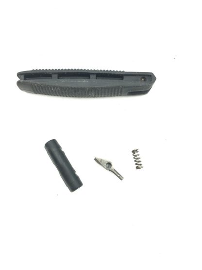Ruger SR40 .40S&W, Pistol Parts, Mag Latch with Spring, Thumb Piece, Back Strap - Image 3