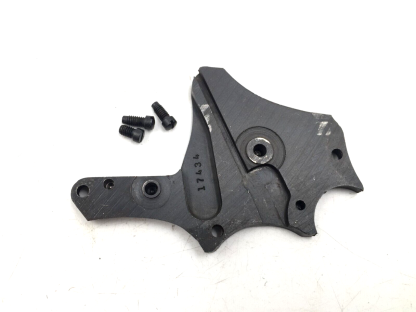 Smith & Wesson 586 357 Magnum, Revolver Parts: Sideplate, Screws - Image 2