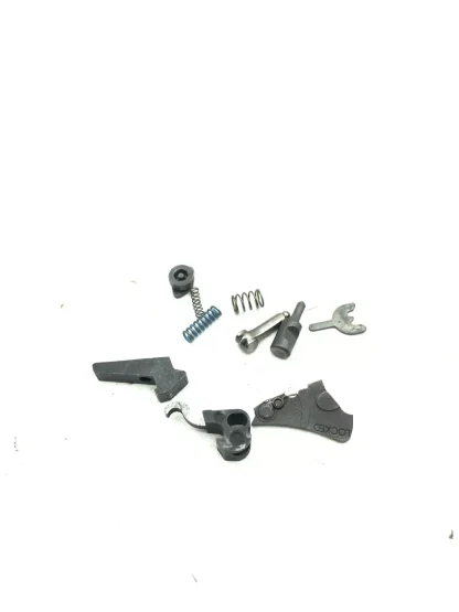 Smith & Wesson 642-2 Airweight .38Spl, Revolver Parts, Pins, Springs, Levers - Image 4