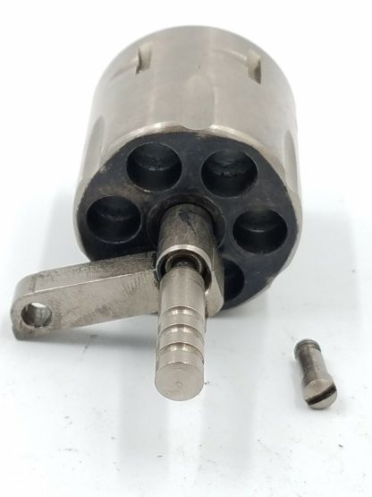 Harrington and Richardson 733 .32S&W L, Revolver Parts: Cylinder and Screw - Image 3