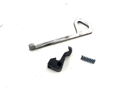 Smith & Wesson 686-6 .357 Magnum, Revolver Parts: Cylinder Stop, Hammer Lever, Spring - Image 3