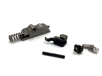 Smith & Wesson 36 .38 Special, Revolver Parts: Cylinder Stop, Rebound Lever, Pin, Springs - Image 2