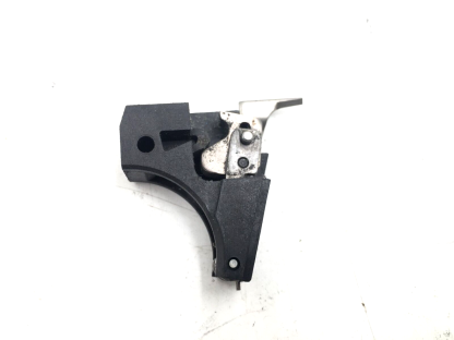 Smith & Wesson SW9V 9mm, Pistol Parts: Housing - Image 3