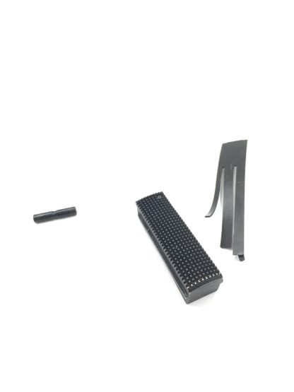 Smith and Wesson SW1911 45acp, pistol parts, mainspring housing, spring, pin - Image 2