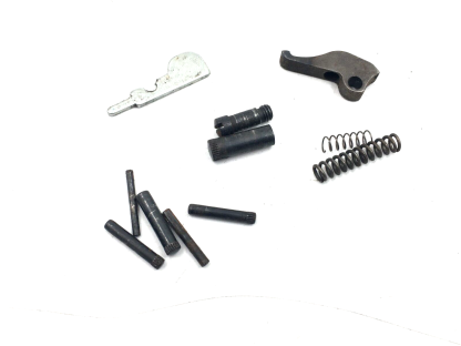 Harrington & Richardson 732 .32 S&W, Revolver Parts: Levers, Pins, Springs - Image 3