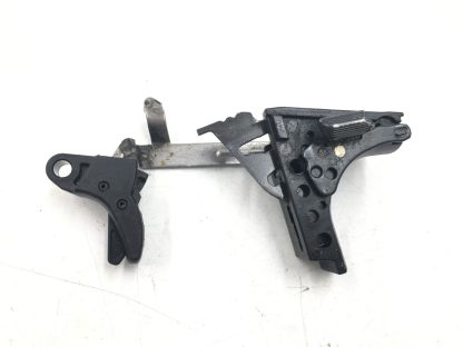 Ruger SR9 9mm, Pistol Parts: Trigger, Housing - Image 2